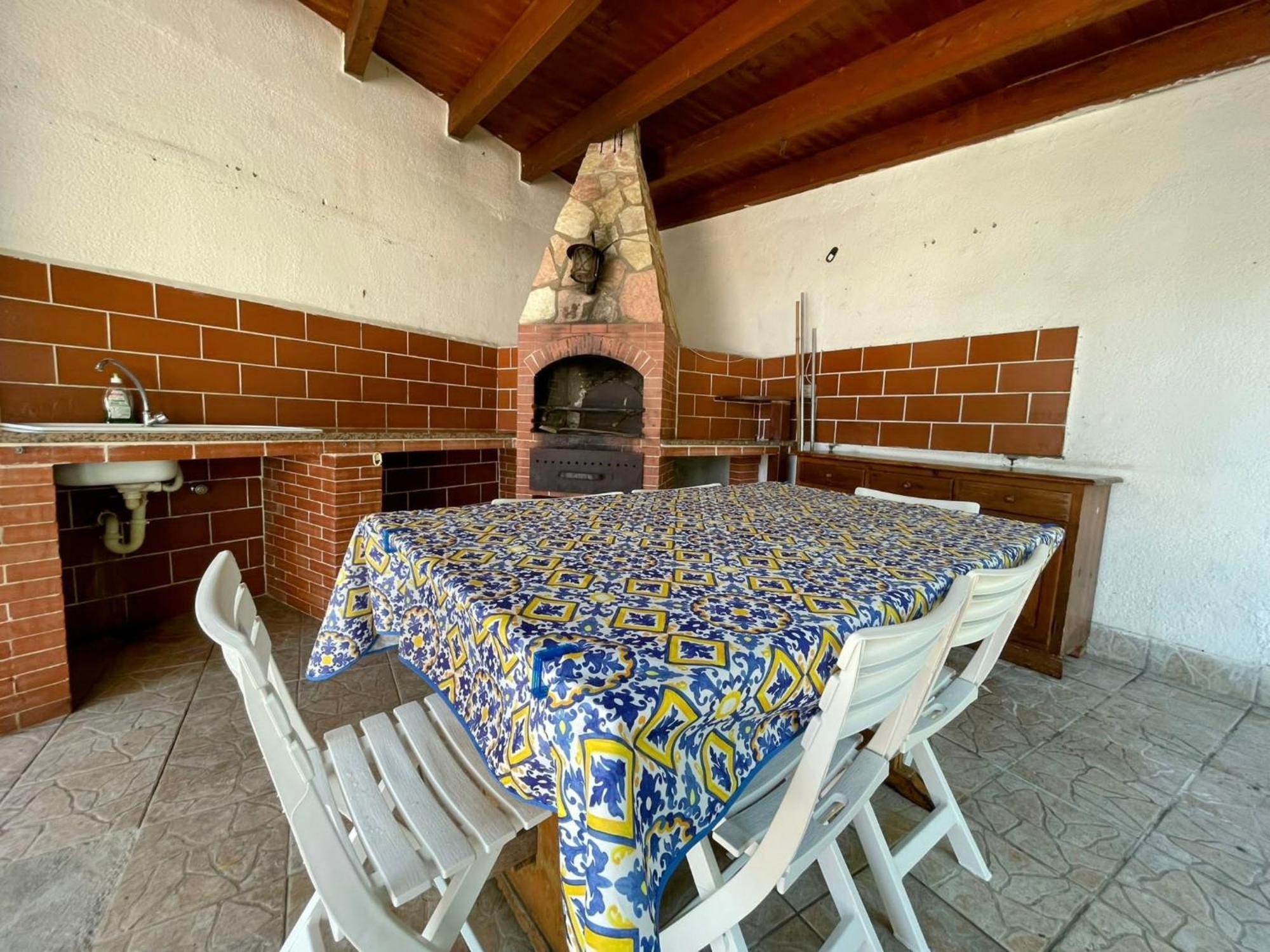Ciachea Con Giardino E Parcheggio In Sicilia