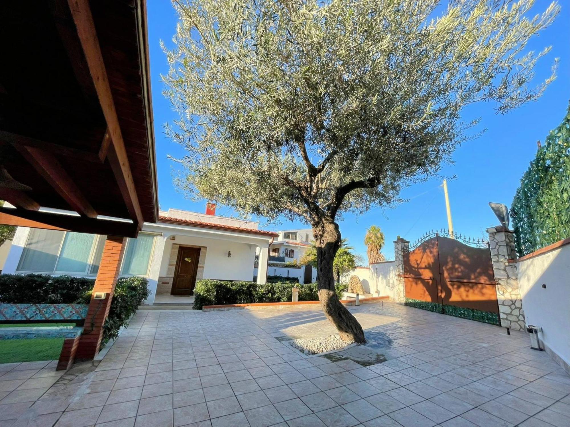 Ciachea Con Giardino E Parcheggio In Sicilia Holiday home *
